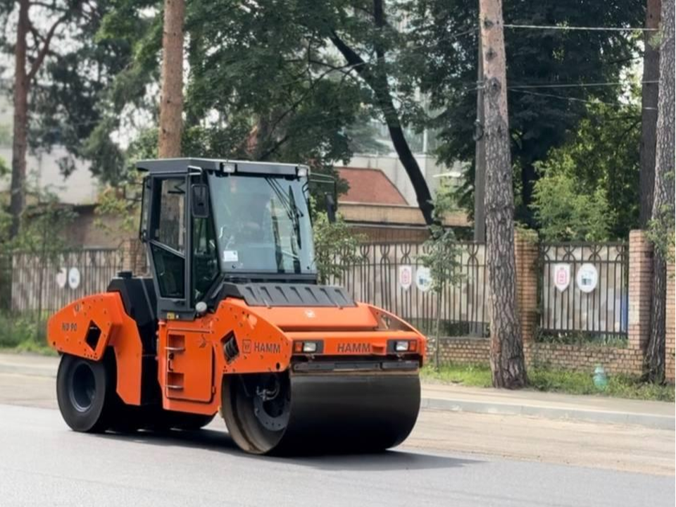 На улице Семашко отремонтировали асфальт на дороге и тротуарах