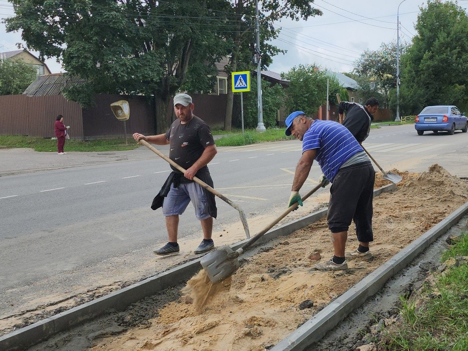 Новые тротуары проложили среди частных домов в микрорайоне №34 Мытищ