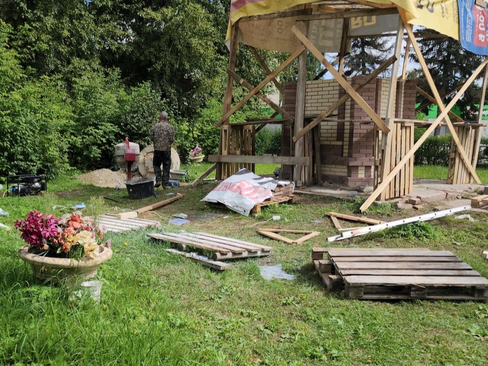 Разрушенную часовню восстанавливают в деревне Демихово