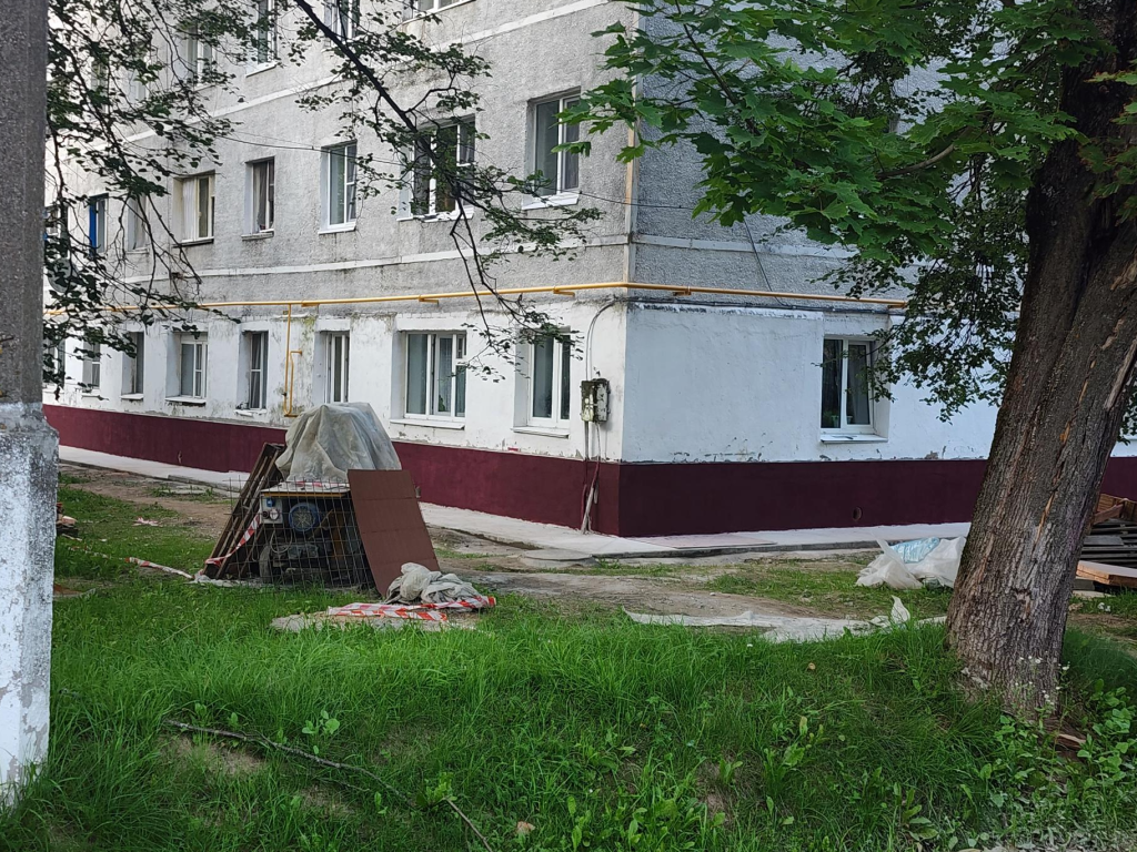 По просьбам жителей Молодежного в поселке прочистят сточные канавы