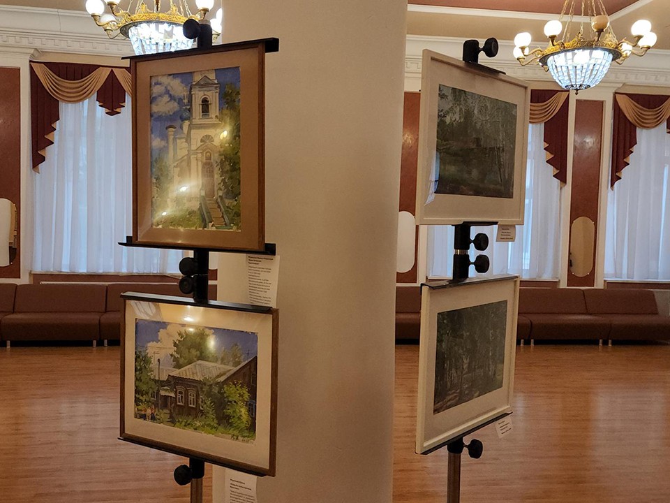 В Пушкино открылась выставка «Наш город глазами художников» к 100-летию Пушкино
