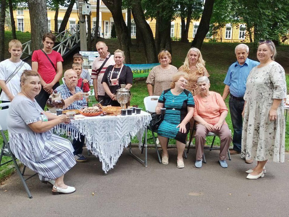Праздник «Культурный код» в парке усадьбы Фряново объединил людей разных поколений
