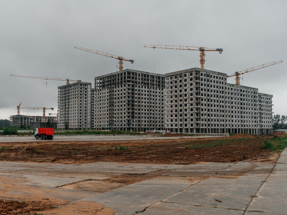 В новом ЖК в Пушкинском округе завершается строительство первых домов