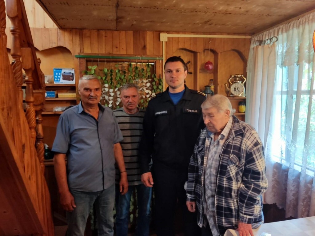 В Ступине торжественно поздравили с 90-летием ветерана ГО и ЧС