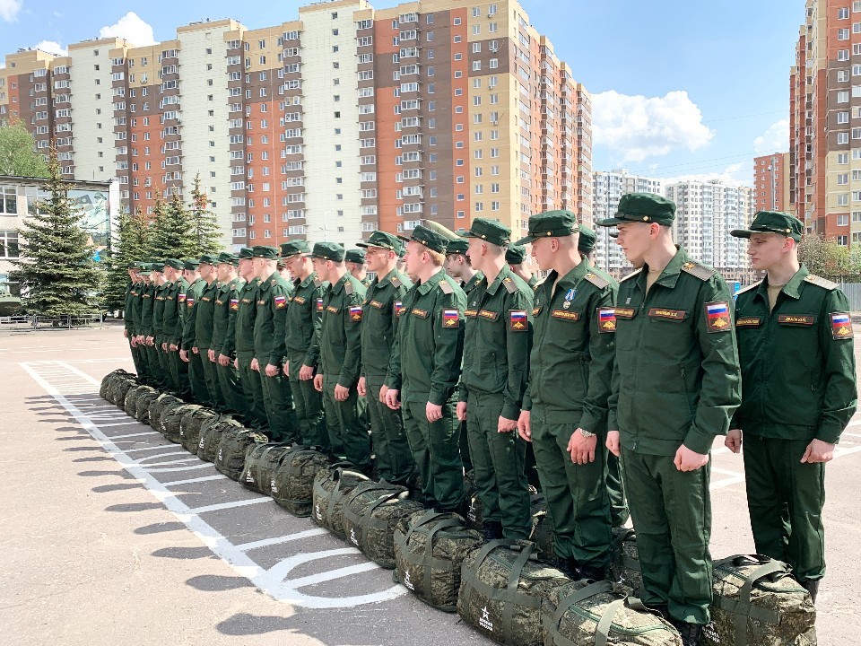 Рекордсмен страны и Европы в беге проходит службу в Балашихе