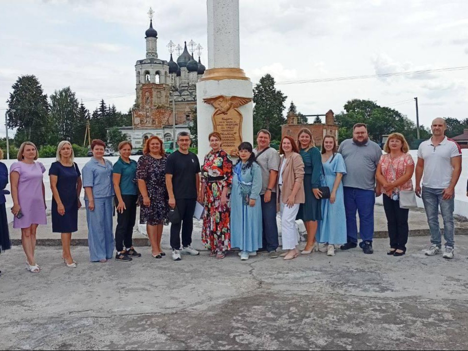 В Луховицах прошло заседание клуба «Сердце отдаю детям»