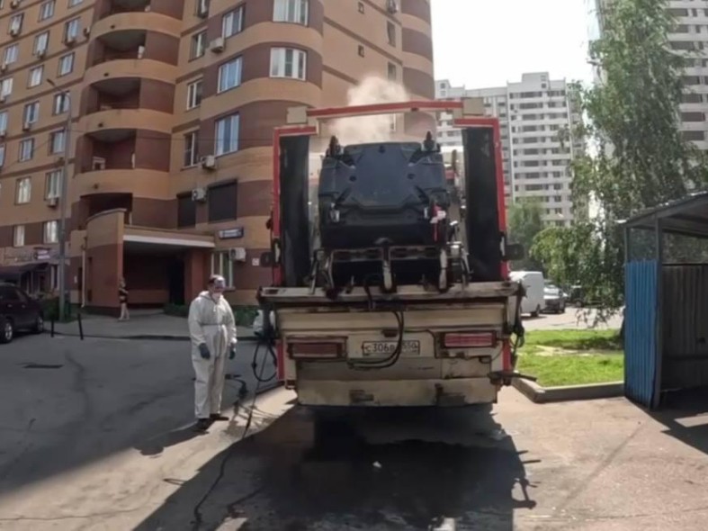 В Подмосковье мусорные контейнеры избавили от грязи, грызунов и насекомых