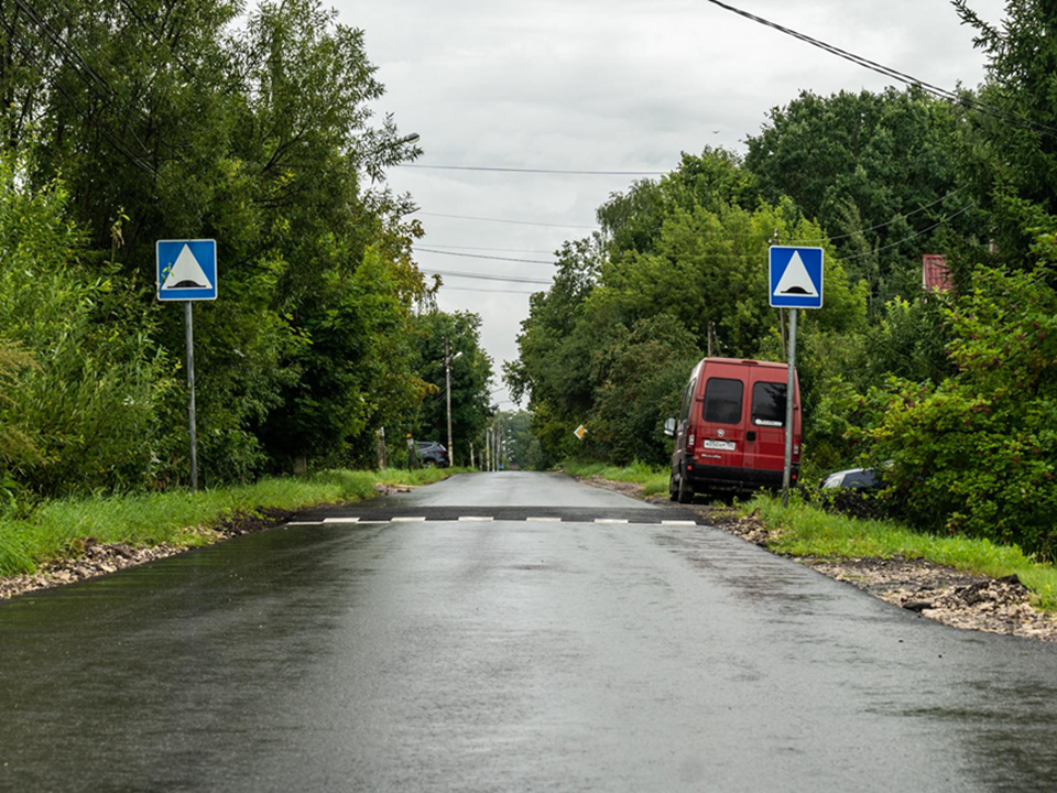 В Подольске отремонтировали дорожные знаки и уличное освещение