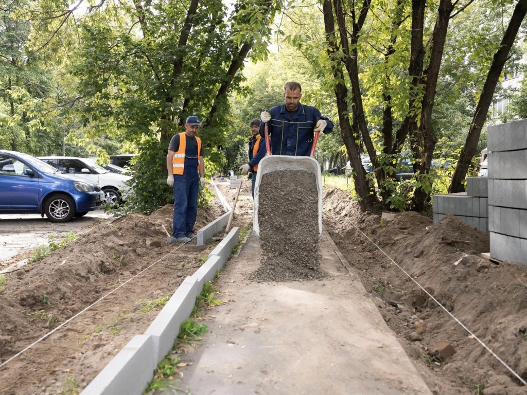 Народную тропу заасфальтируют в поселке ВУГИ