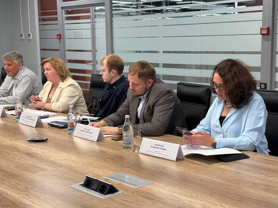 В Подмосковье запустят проект по развитию естественно-научного образования