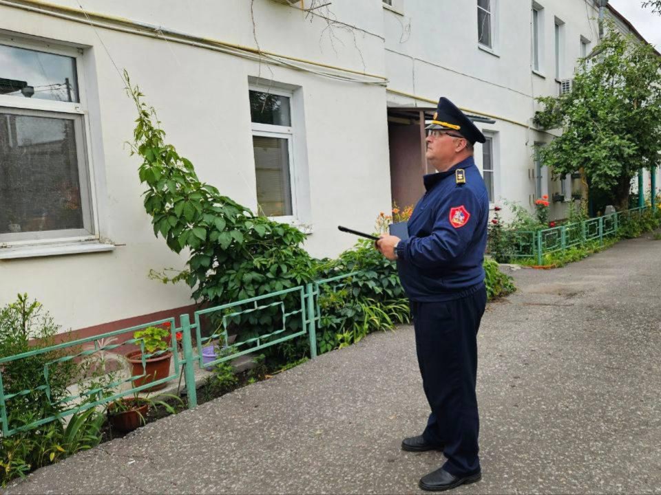 Инспекторы проверяют многоквартирные дома Подмосковья перед отопительным сезоном