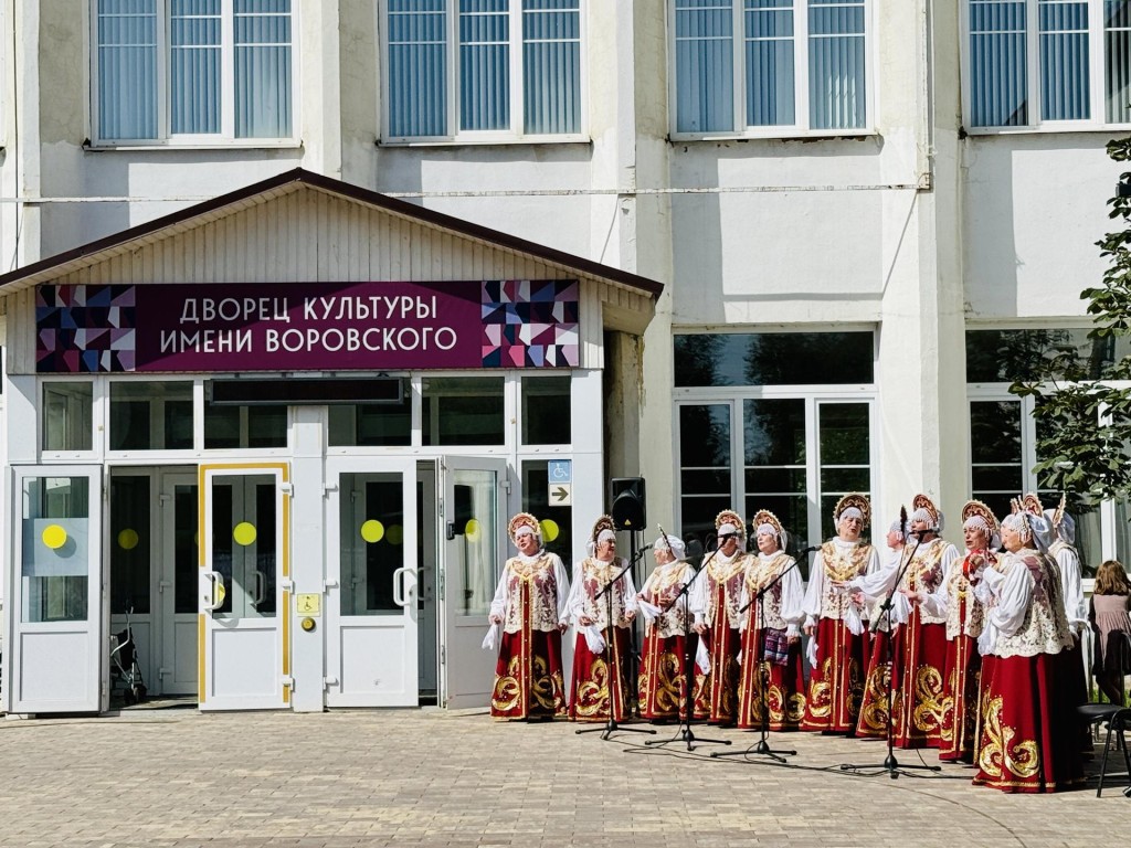 На Дне открытых дверей в раменском ДК родители смогли записать детей в кружки