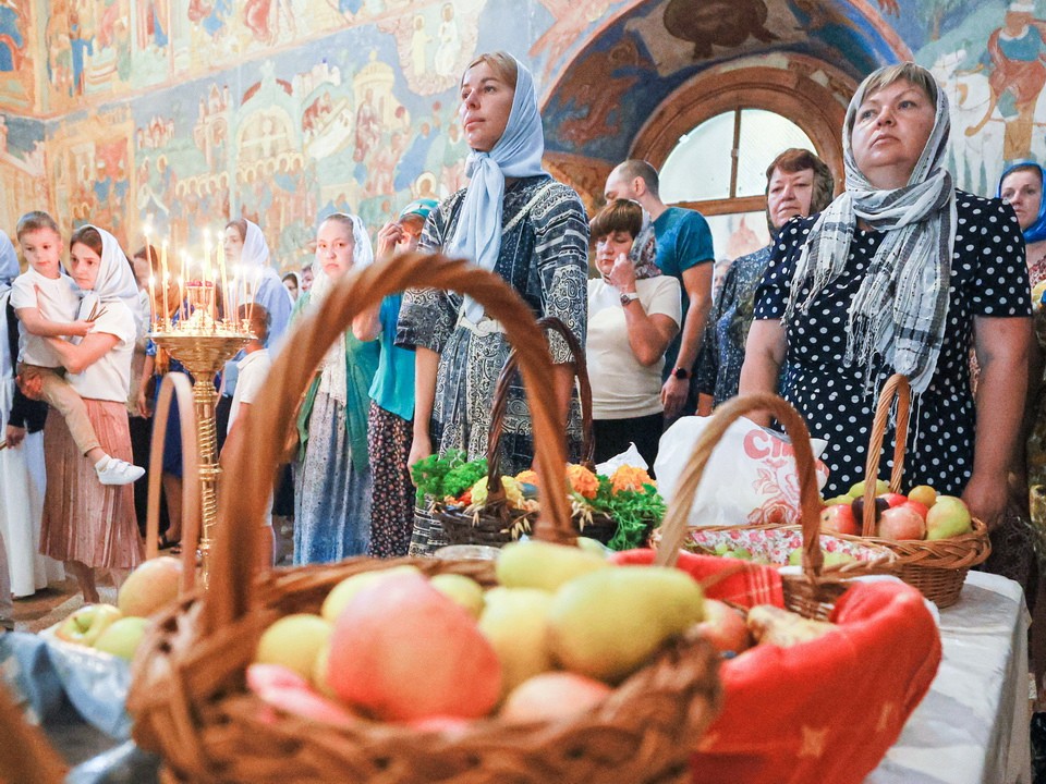 Церковный праздник 19 августа 2025: православным запрещено трудится и плакать