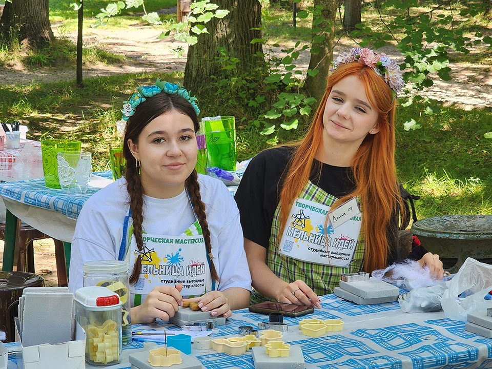 Сказочница Пелагея научит посетителей усадьбы «Мураново» делать тряпичных кукол 3 августа