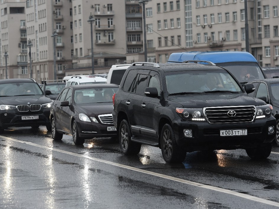 На дорогах Подмосковья в сентябре ожидается увеличение трафика и риска ДТП