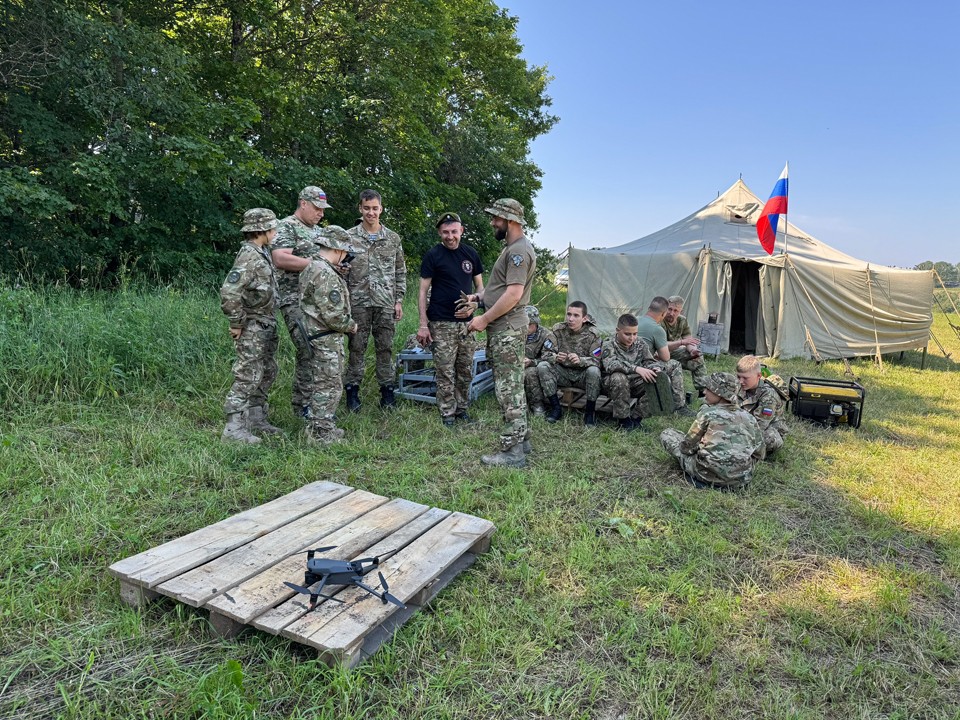 Для подростков из Фрянова организуют военно-тактические тренировки