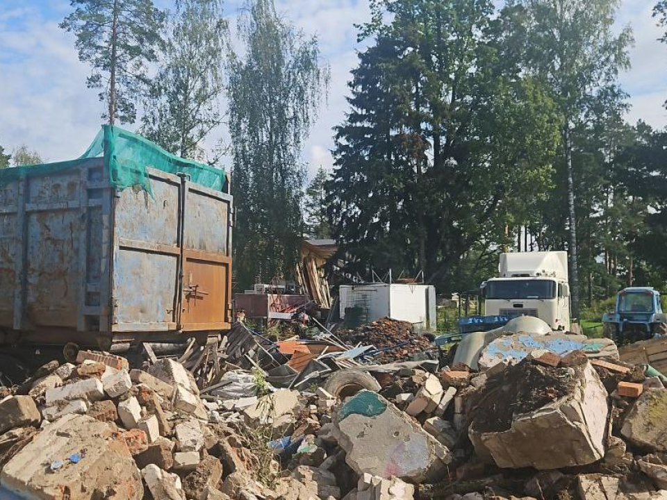 В Богородском округе пресекли незаконный сброс строительного мусора