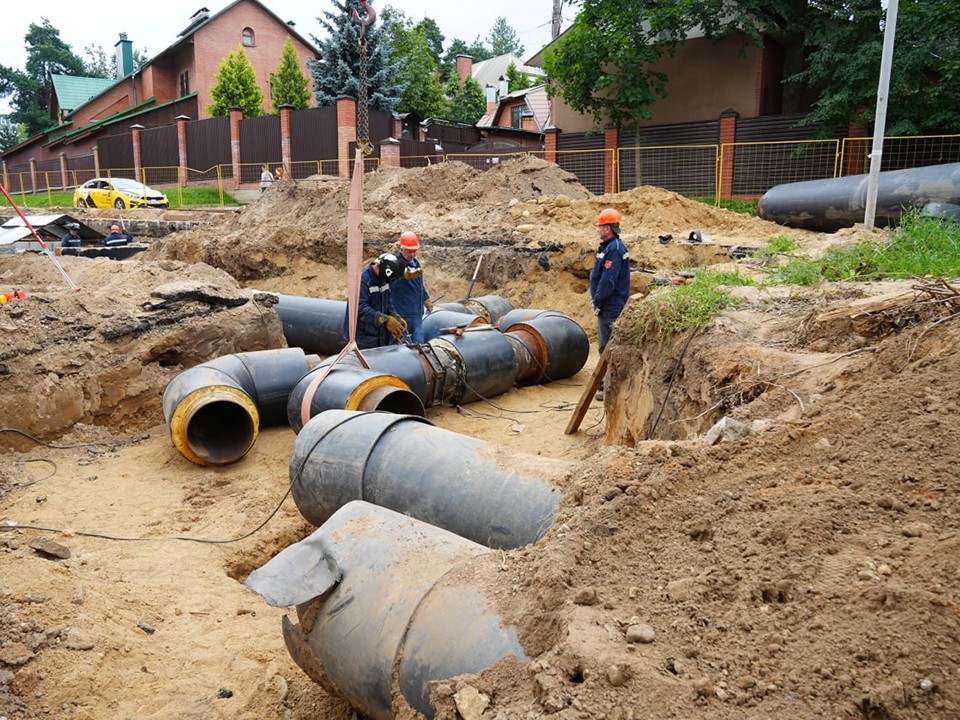 В Дмитровском округе к сентябрю отремонтируют более 10 км теплосетей