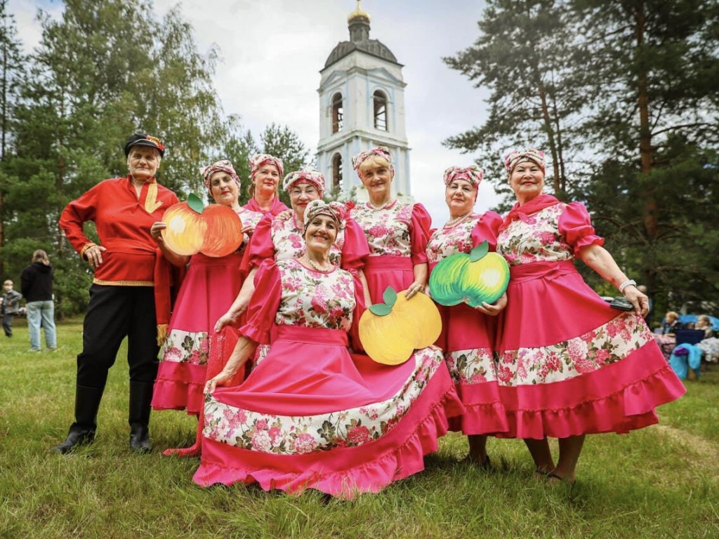 В Яковлеве отметили «Яблочное диво» с кулинарным конкурсом и народными гуляниями
