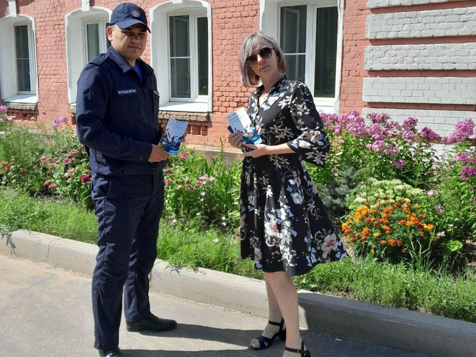 Спасатели рассказали жителям Егорьевска, как избежать пожаров