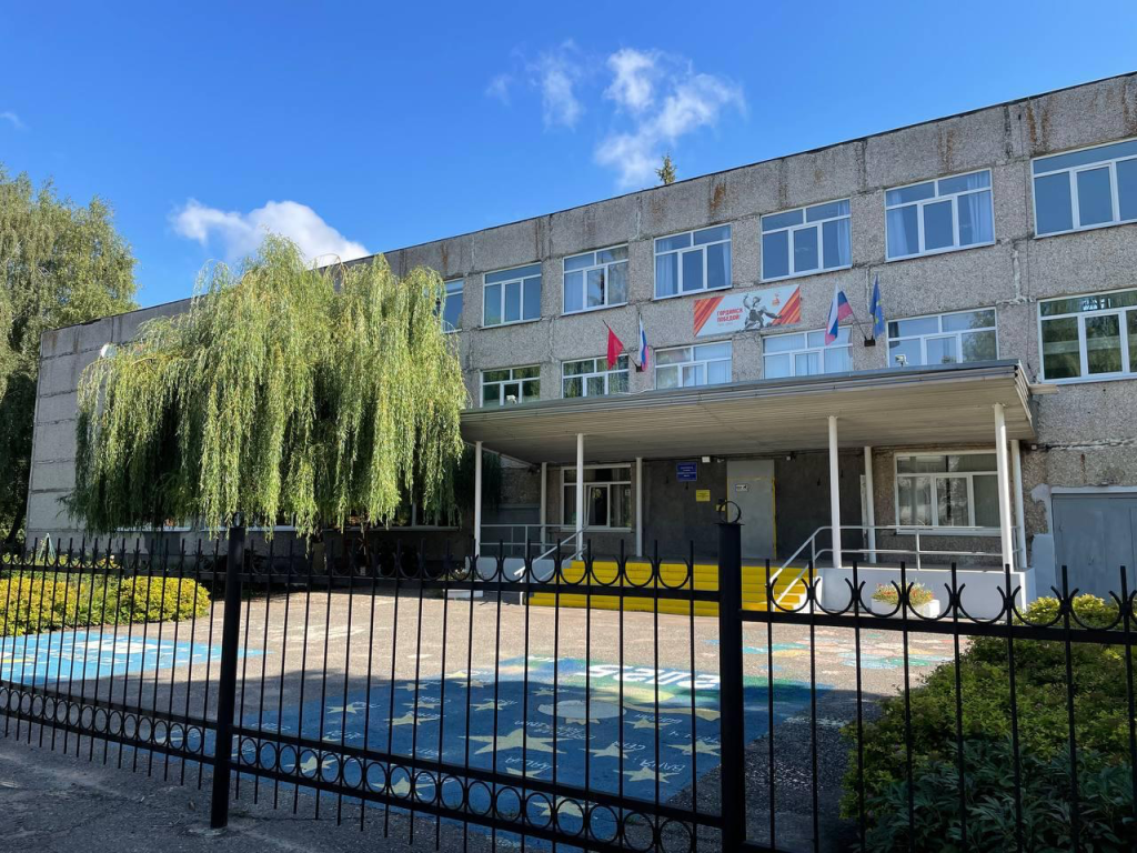 В Радужненской школе заменили напольное покрытие и мебель