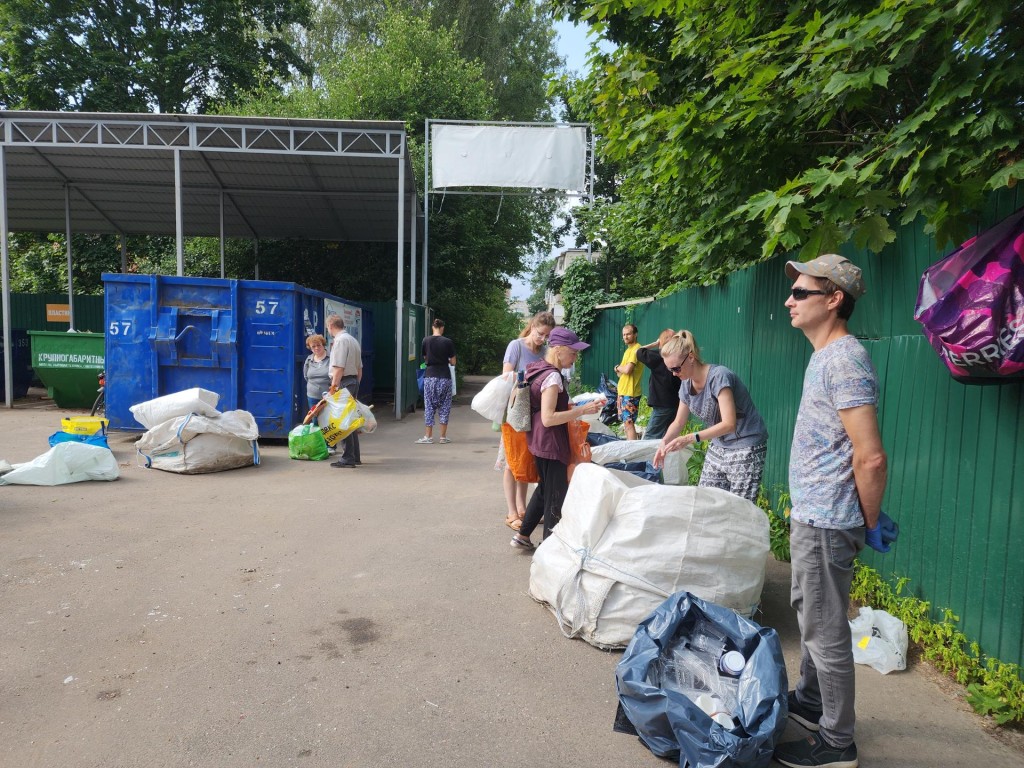 В Черноголовке около 200 человек поучаствовали в экоакции по раздельному сбору мусора