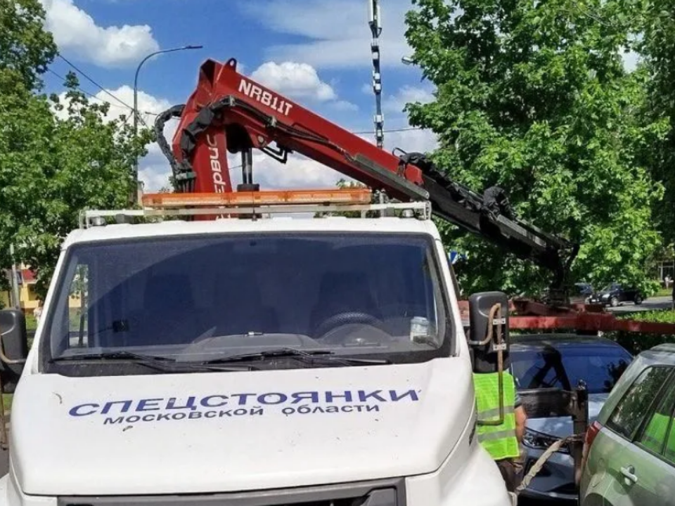 Красногорск снова лидирует по количеству неправильно припаркованных авто