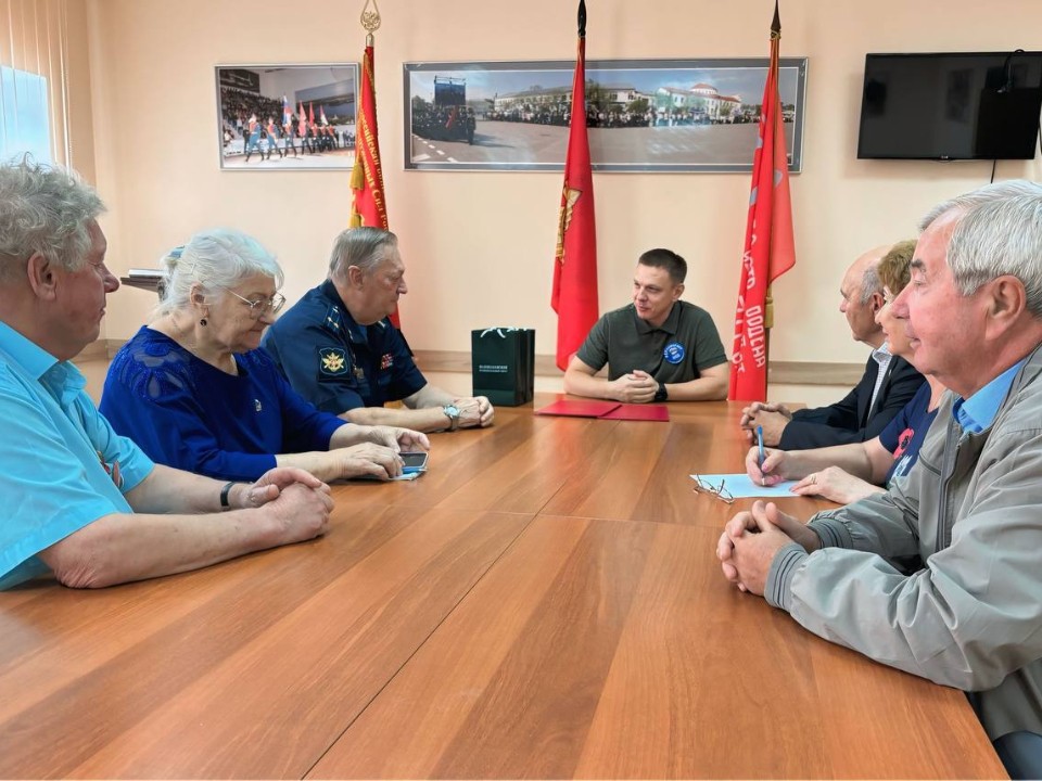 В Волоколамске поздравили ветеранов военно-воздушных сил