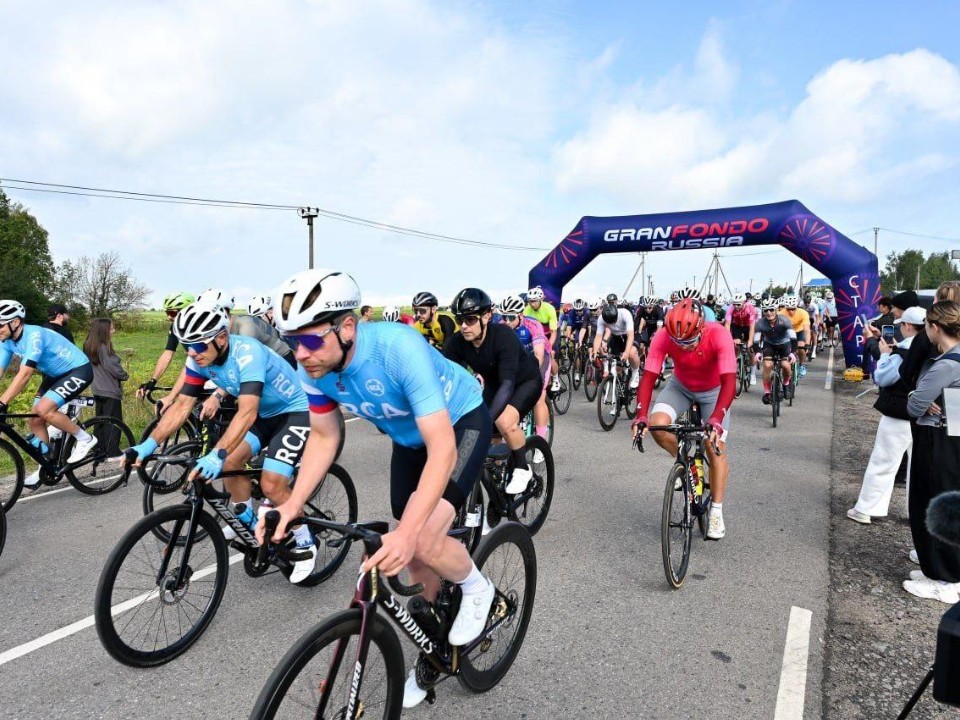 В Большом Грызлово состоялась массовая велогонка Gran Fondo Russia-2025