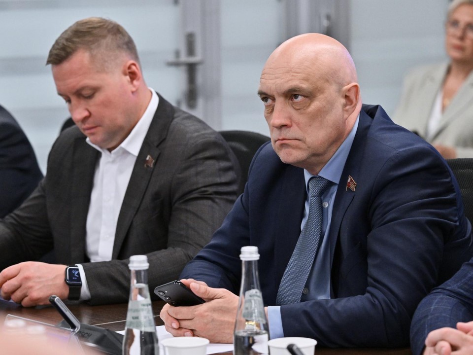 Как в Подмосковье поддерживают контрактников и их семьи