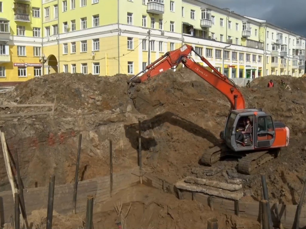 На проспекте Победы в Ступине готовят основание для будущего фонтана