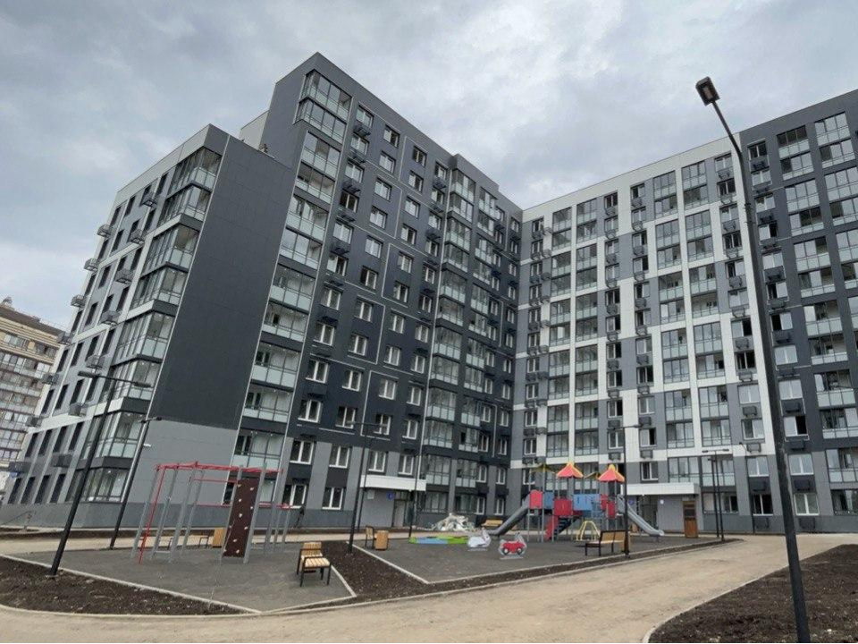 Завершено строительство дома для переселенцев из аварийного жилья