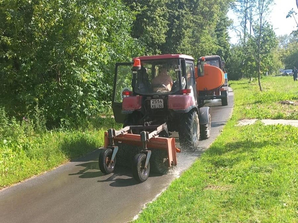В Электростали отремонтировали дороги и 16 детских площадок за неделю