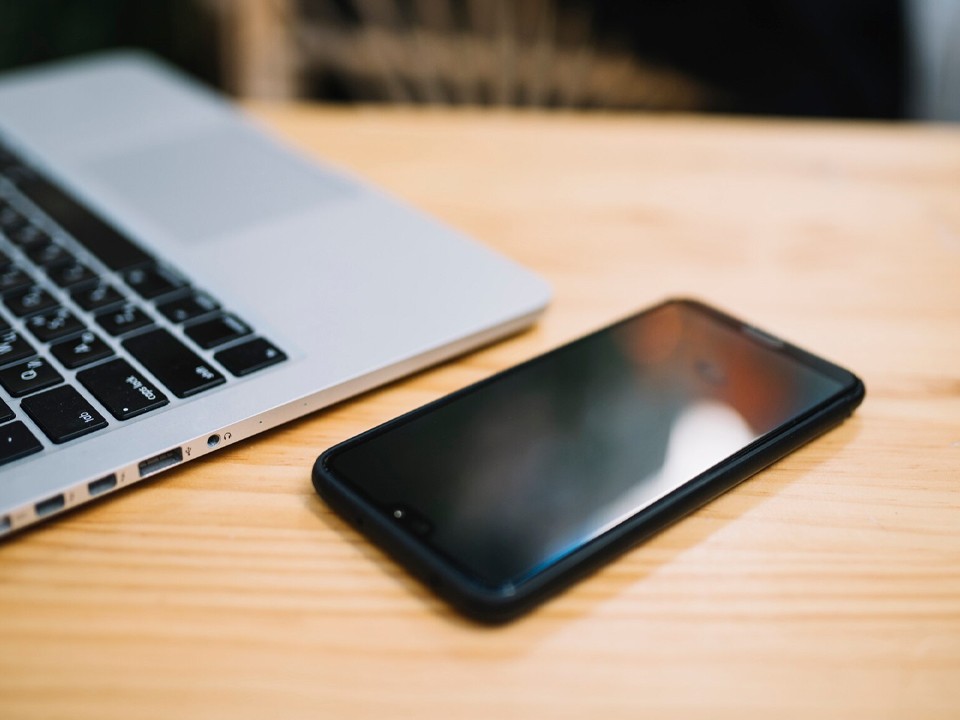 Единый короткий номер предложили создать для сообщений о мошенниках