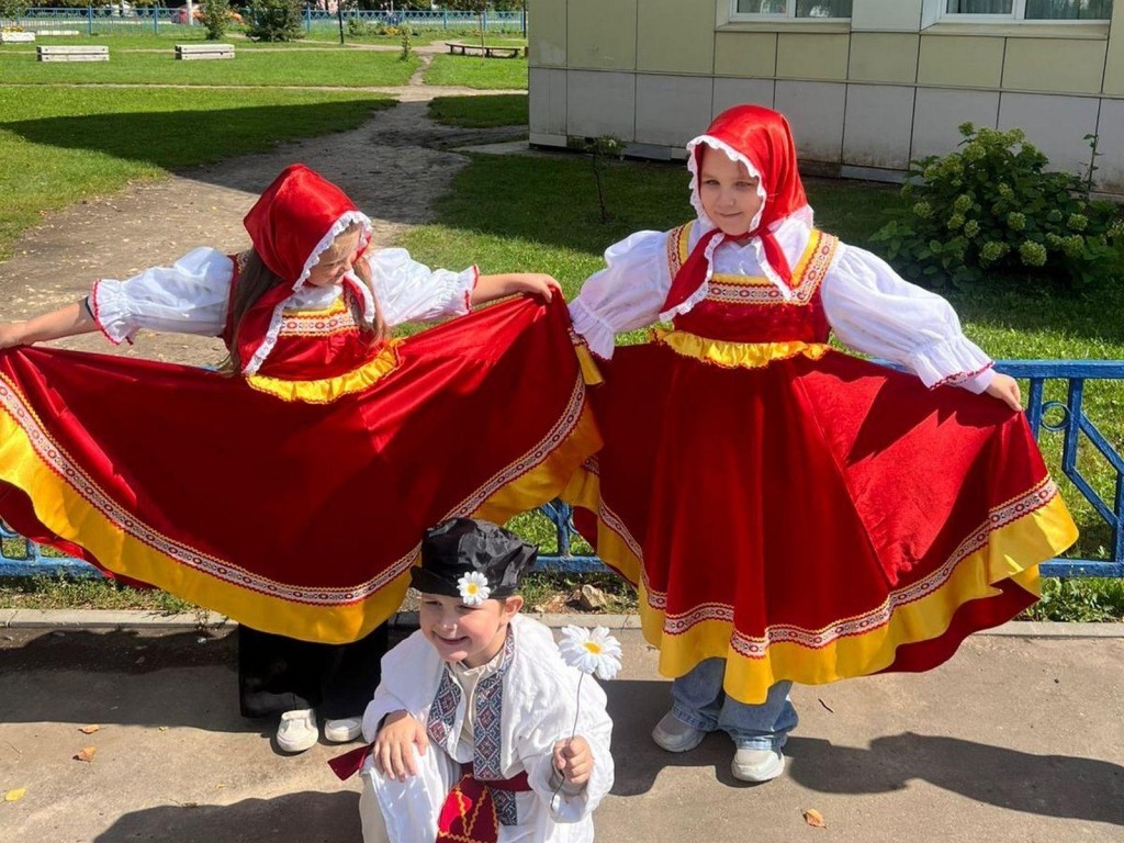 Луховичан пригласили на «Кольцесброс» и «Разноцветный парашют» в парке Воробьева