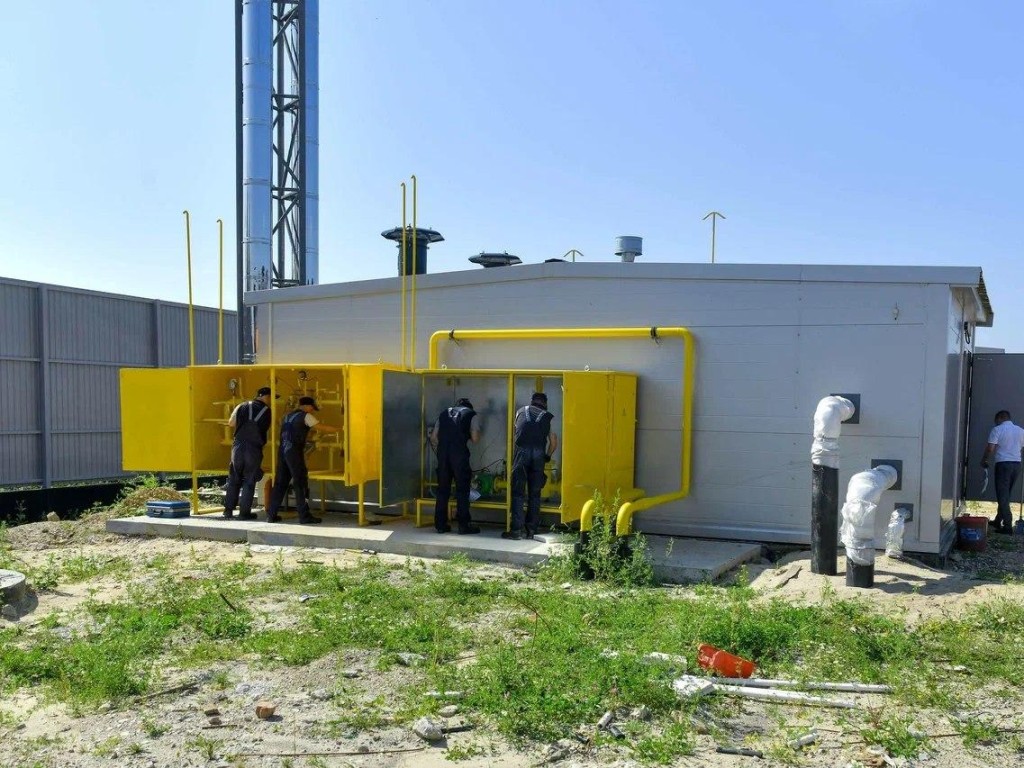 В поселке Пригородный газифицировали новый цех завода