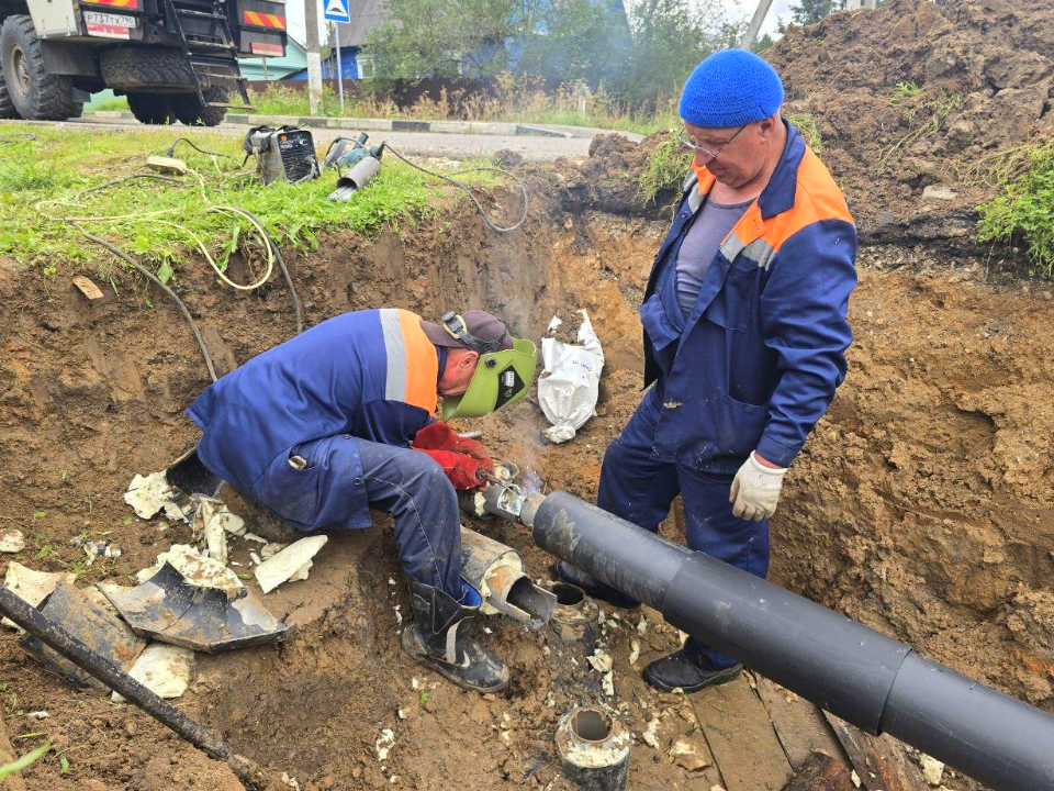 В Борисове заменили аварийный участок теплотрассы