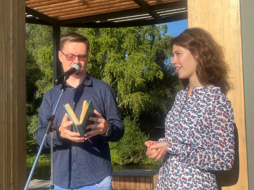 В городском парке устроят поэтический вечер с чтением любимых стихов