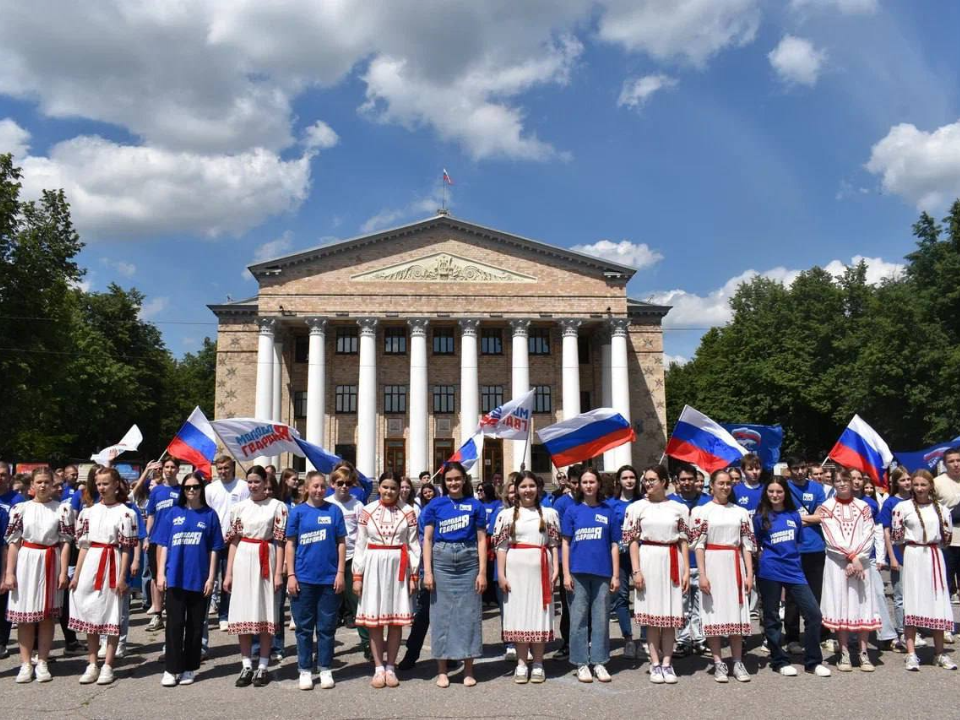 Жуковчане отметят День государственного флага танцевальным флешмобом