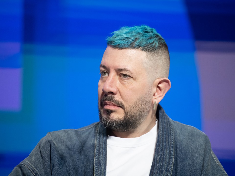 Разработавший логотип для Большого Серпухова Артемий Лебедев стал отцом в 11 раз