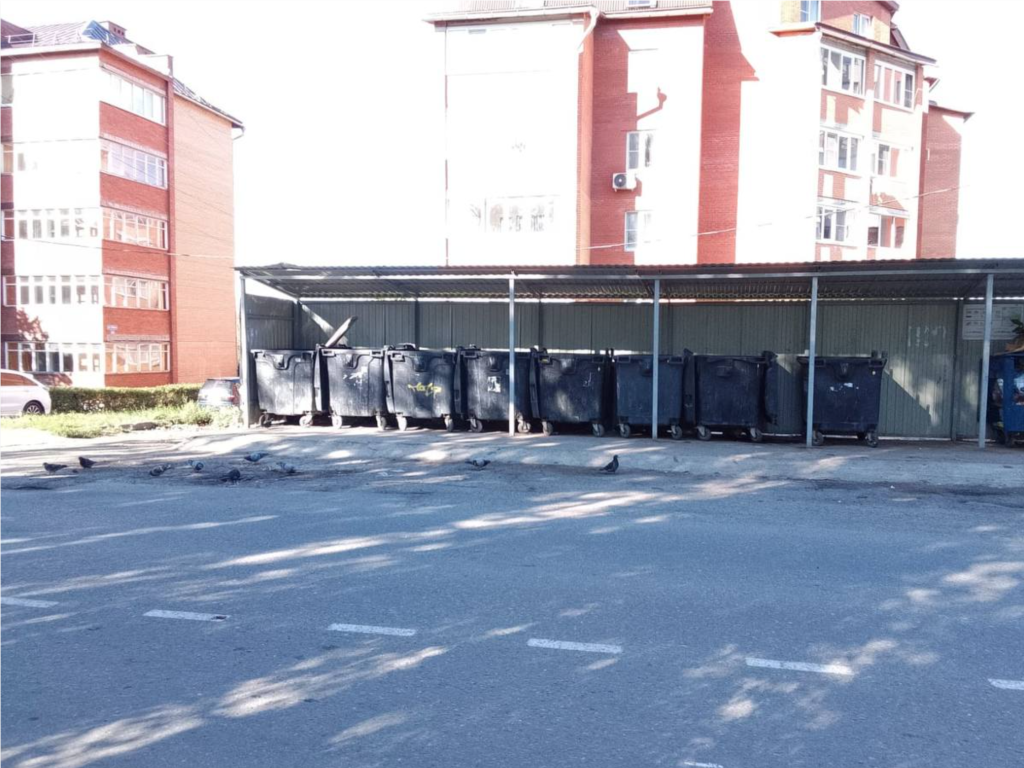 На контейнерной площадке в Кашире-2 навели порядок после обращения жителей