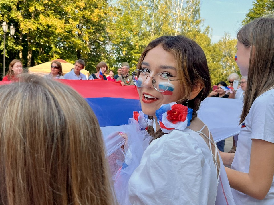 Флешмоб ко Дню российского флага пройдет в Лотошине 20 августа