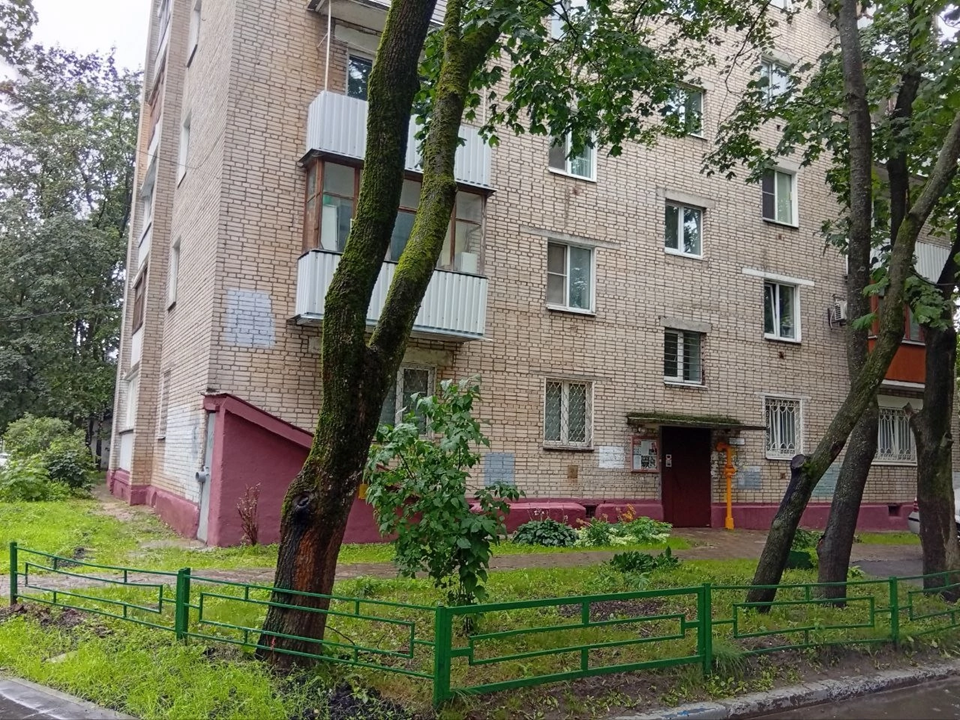 В Сергиевом Посаде отремонтировали ограждения и лавочки на двух улицах