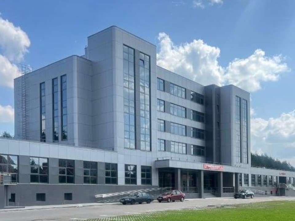 В Апрелевке на улице Дубки достроили проблемный ФОК