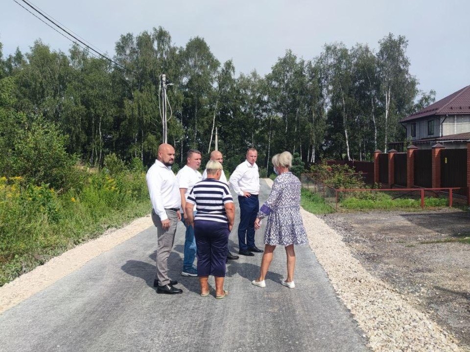 В Бронницах благоустроили дороги для многодетных семей