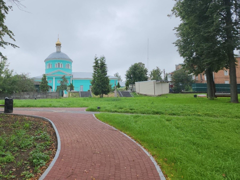 В Летнем саду в Кашире готово основание для амфитеатра