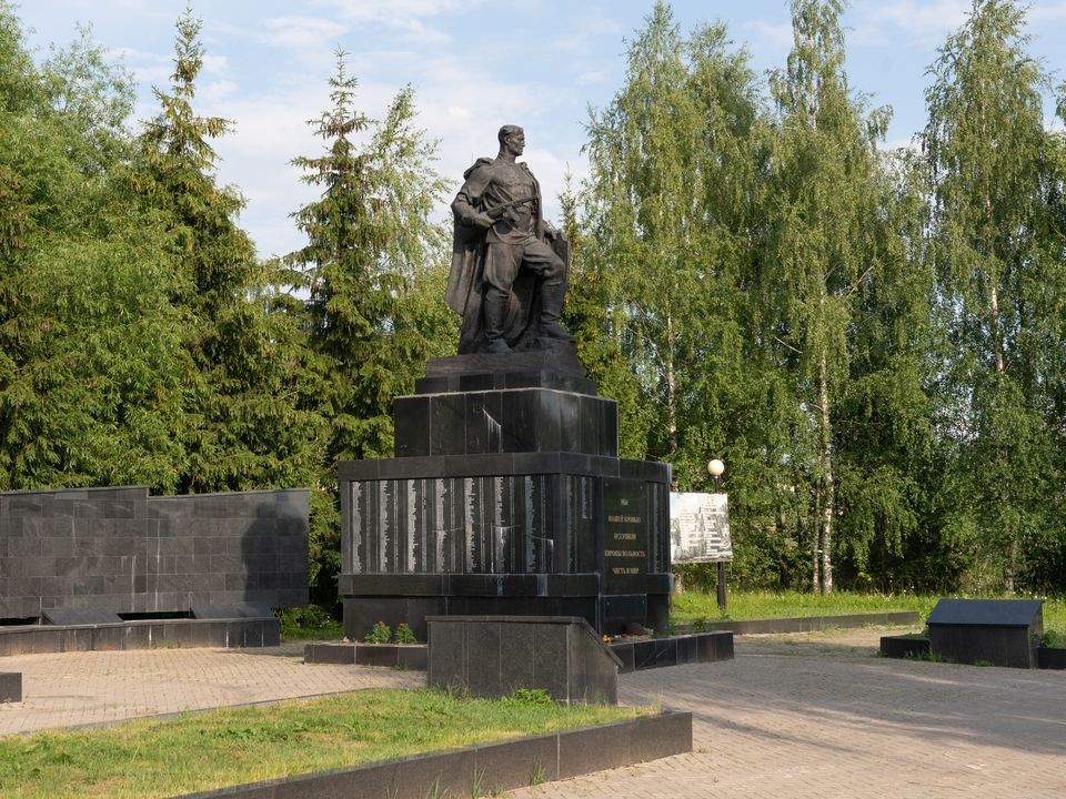 Уголовную ответственность ввели за осквернение памятников