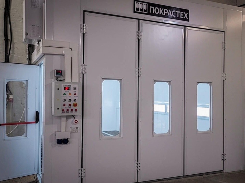 В бронницком автодорожном колледже смонтировали новый покрасочный цех