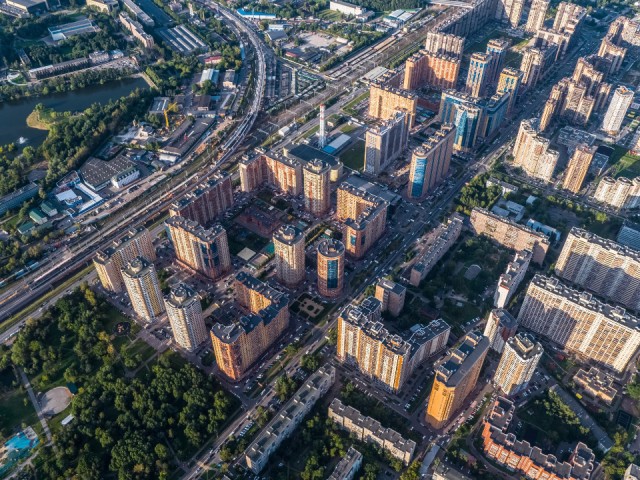 Как Реутов достиг рекорда в объемах отгрузки товаров и услуг в 2025 году