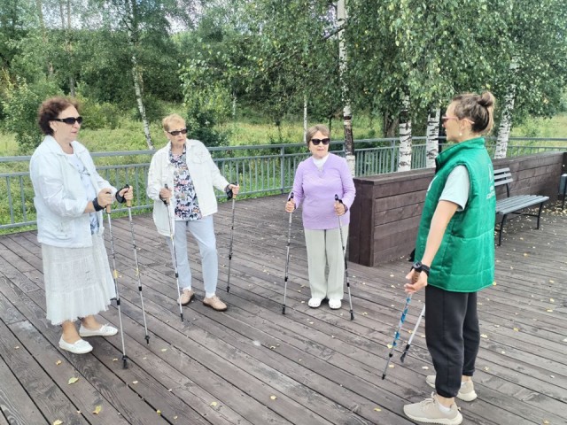 Жителей округа приглашают в парки на петанг, зумбу и фитнес